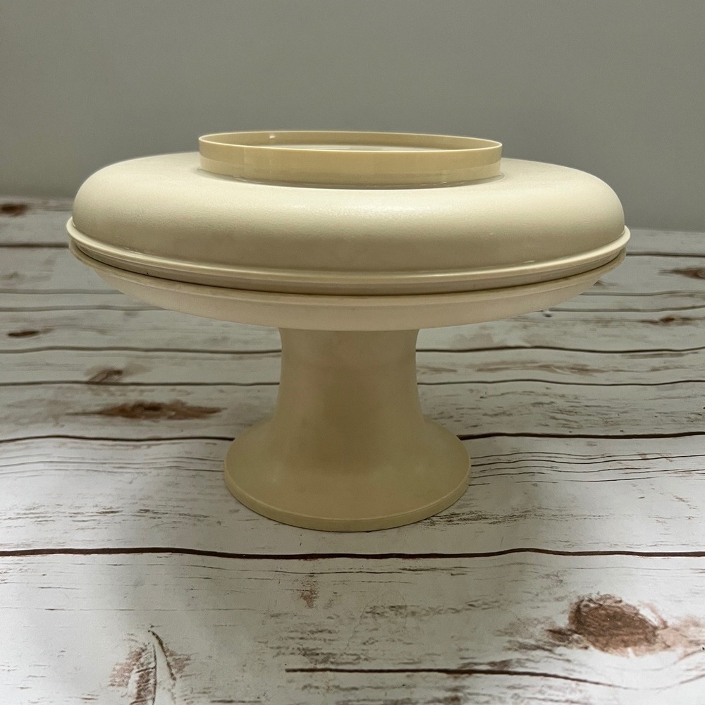 Tupperware Cake Stand Harvest Gold Vintage Reversible Pedestal‎ Tray 10in